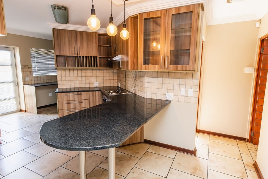 3 Bedroom Property for Sale in Langenhovenpark Free State